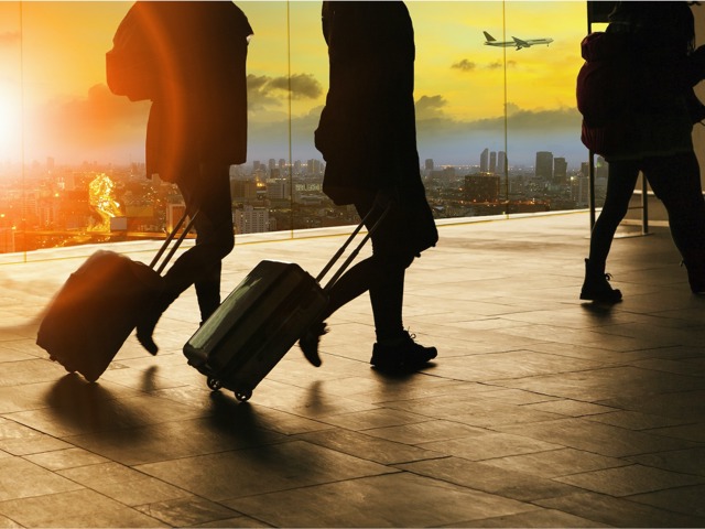 Consumer Shutterstock 521704717